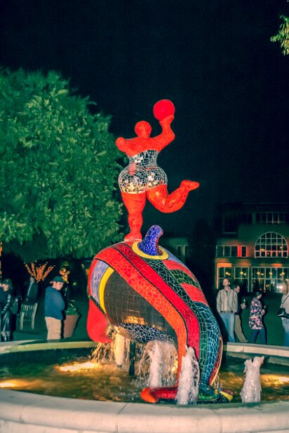 ABG 2006-10 Niki de Saint Phalle's Sculpture exhibit