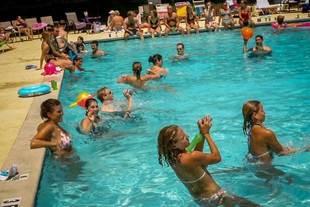 Pool Party 2004-07