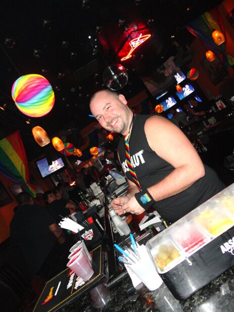 20131019-pride 2013-002 Out with the boyz