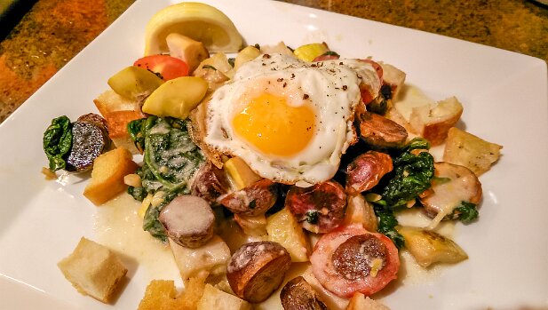 Food 2015 Fried egg-topped summer saute with homemade croutons & parmesan sauce #blueapron