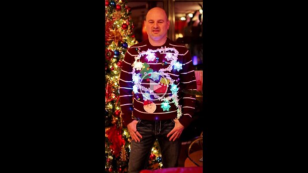 20131221-ugly christmas sweater party-002-Edit