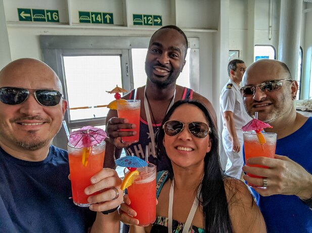 Cruise Elation 2016-05 Our first drinks on board!