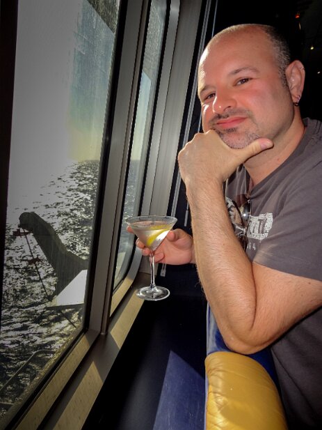 Cruise Valor 2015-05